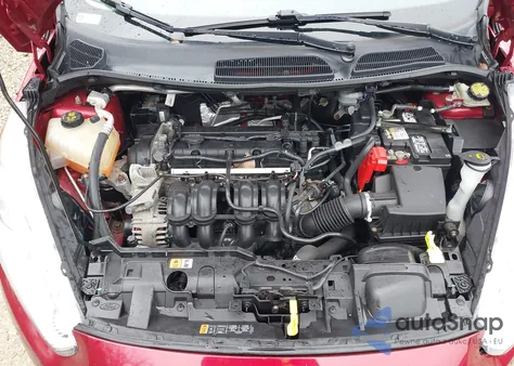 2015 Ford Fiesta Titanium из США, поврежденный, VIN 3FADP4FJ9FM210743